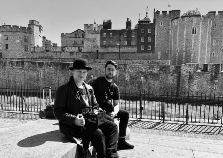 Con il DJ Luca Testa a Londra, durante la lavorazione del videoclip della mia canzone “BLACK DEEP SPLEEN”.